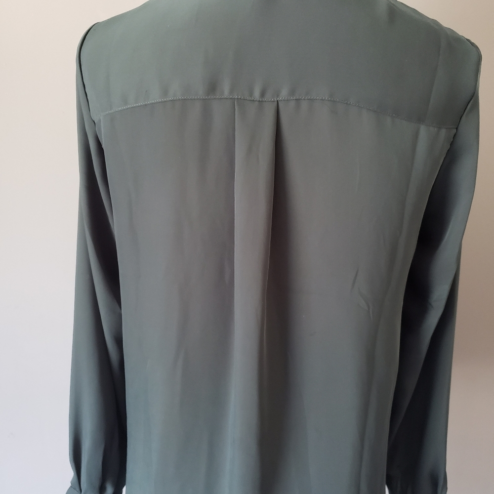 Shirt - Picture 4 of 4